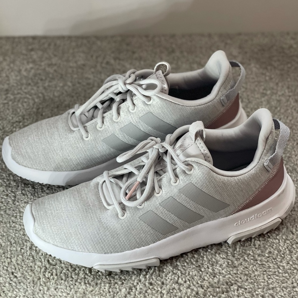 Women’s Adidas Cloudfoam Tracer Shoes